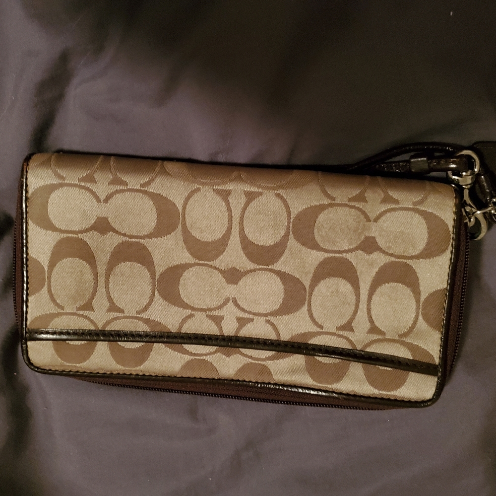 Coach Wallet - Picture 2 of 3